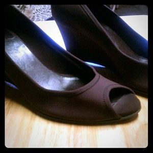 Salvatore Ferragamo wedge pumps b